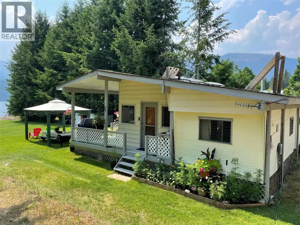 7524 Deer Park Road, Deer Park